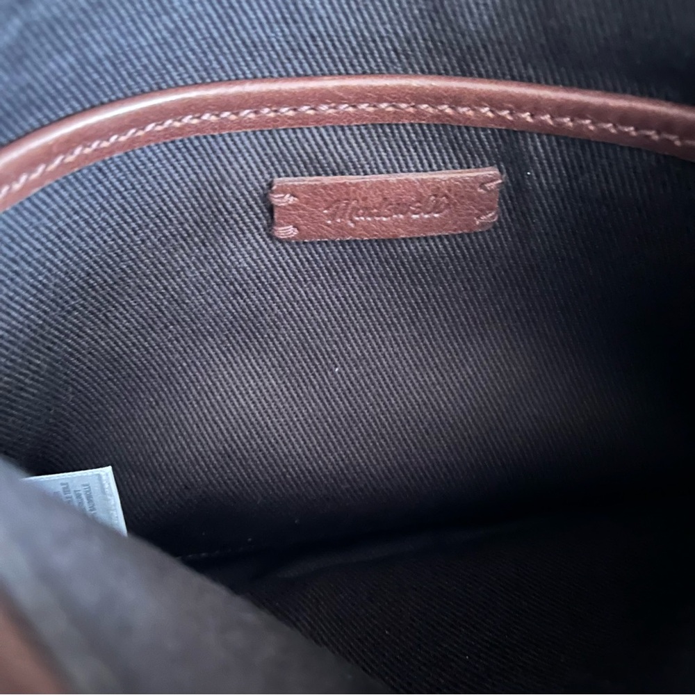 Madewell The Simple Crossbody Bag - Picture 8 of 10